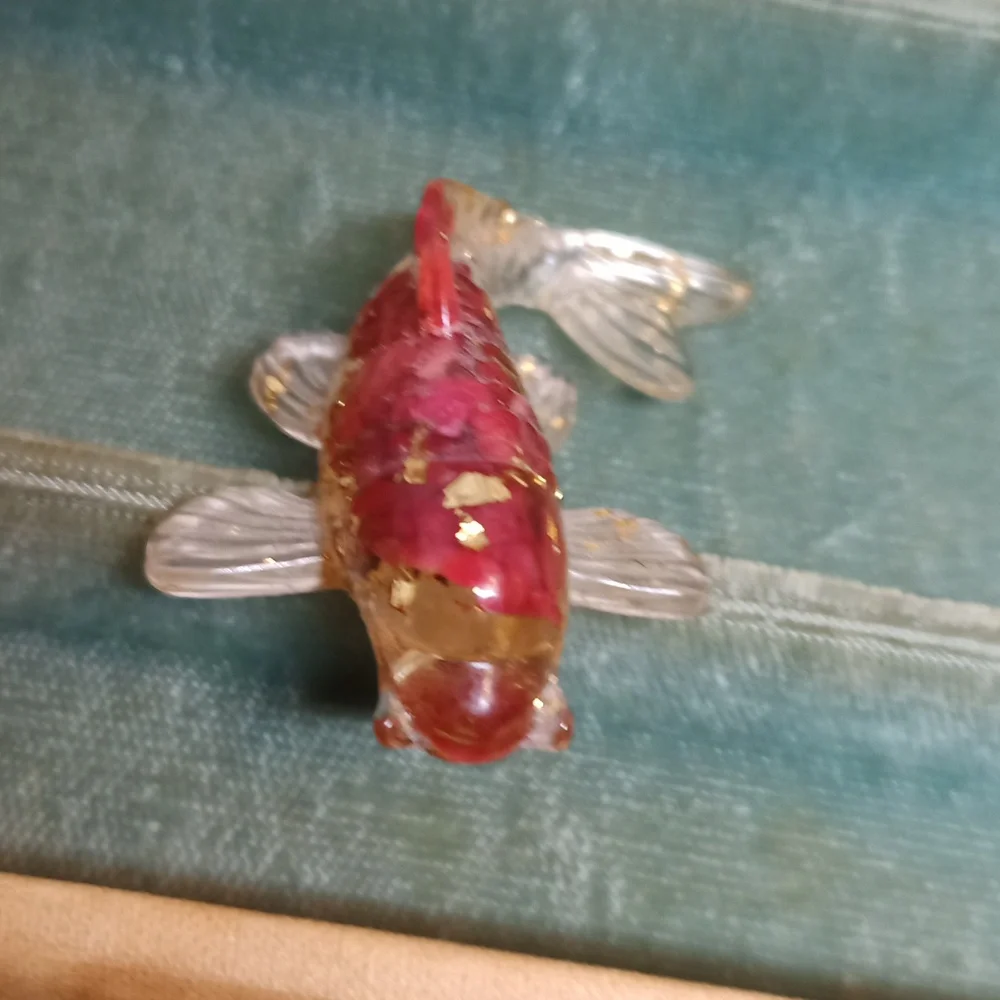 Decorative Red Gold Good Luck Fish Figurine Coin